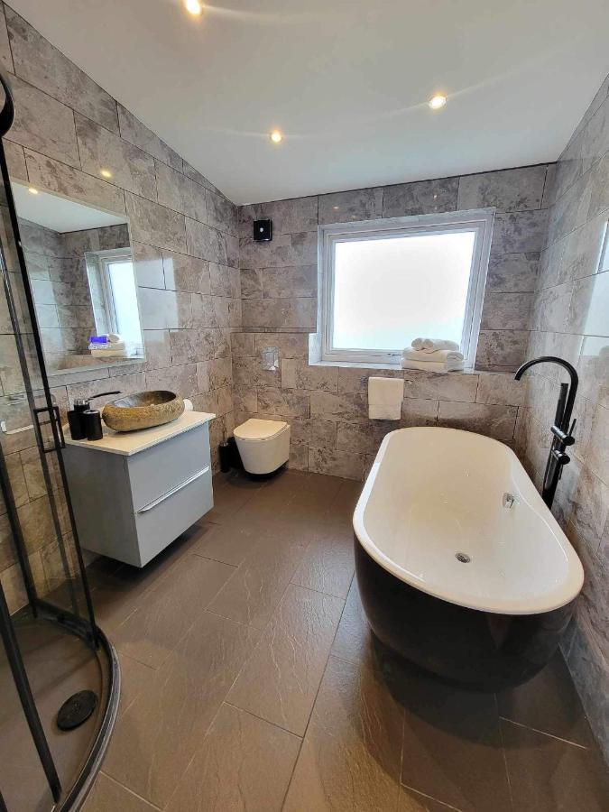 Luxury Cottage In Portree City Centre! Buitenkant foto